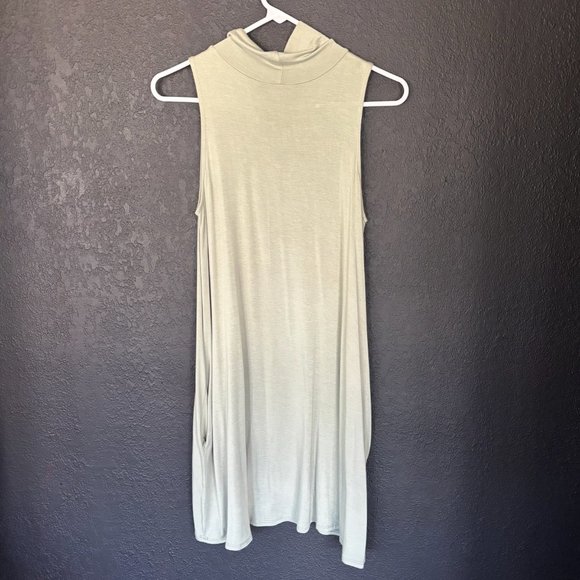 Alya - Stretchy Sleeveless Turtleneck Dress w/ Pockets - Sage Green (Size S) - Picture 2 of 4